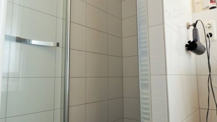 RESERVIERT: Neuwertig - Modern - Gepflegt - Gute Lage!