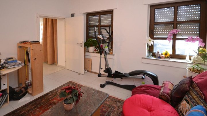 Möbliert: 4-Zimmer-Komfortwohnung in Königsdorf - ab 3 Monate Mietdauer