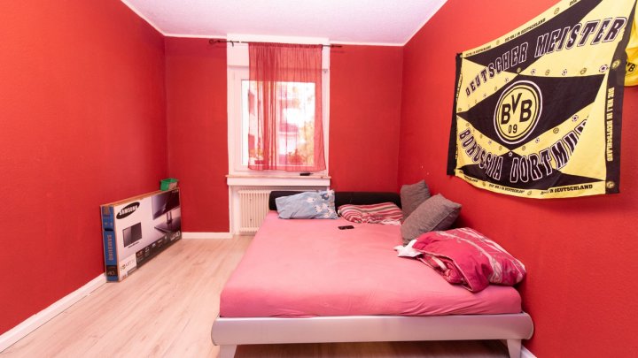 Dreizimmer-Eigentumswohnung in Bergheim-Ahe, sofort bezugsfrei und provisionsfrei!